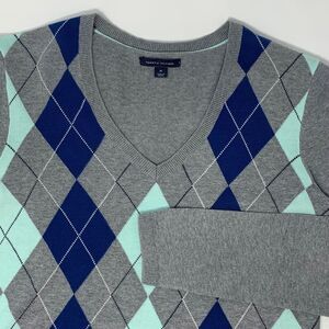 Tommy‎ Hilfiger V-neck Diamond Pattern Pullover Men's Sweater Size Medium